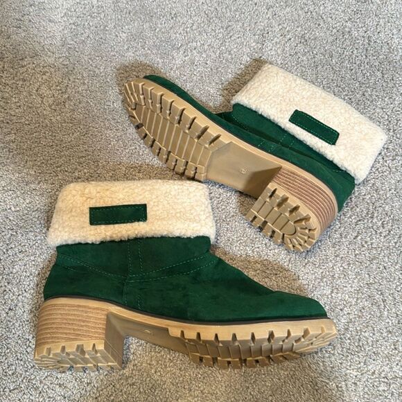 Women’s Green Short Chunky Block Heel Chelsea Boots Pull On Size 8.5 (42CN) NEW - Picture 7 of 14